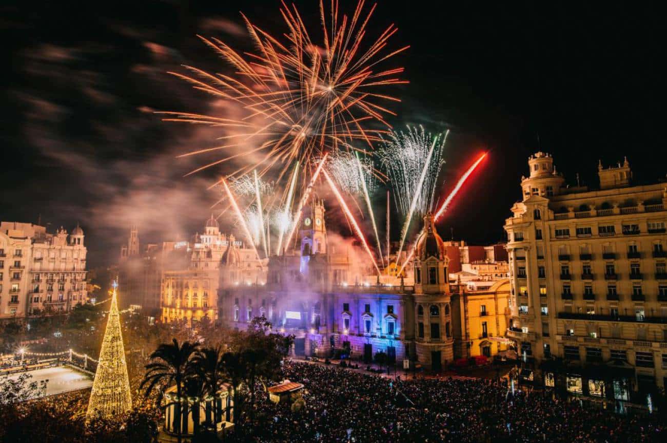 València se prepara para celebrar las campanadas de Nochevieja Cultura CV